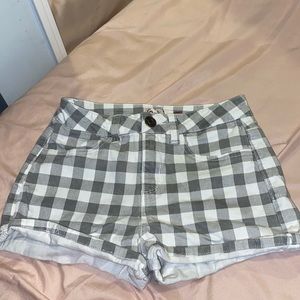 shorts size 1